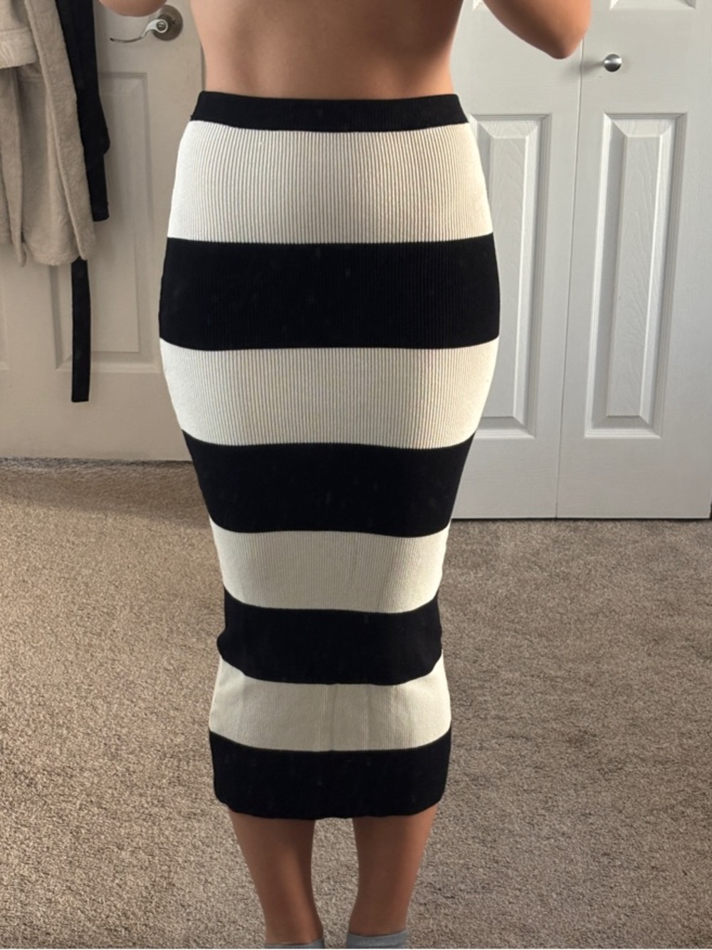 Black and White Striped Knit Skirt